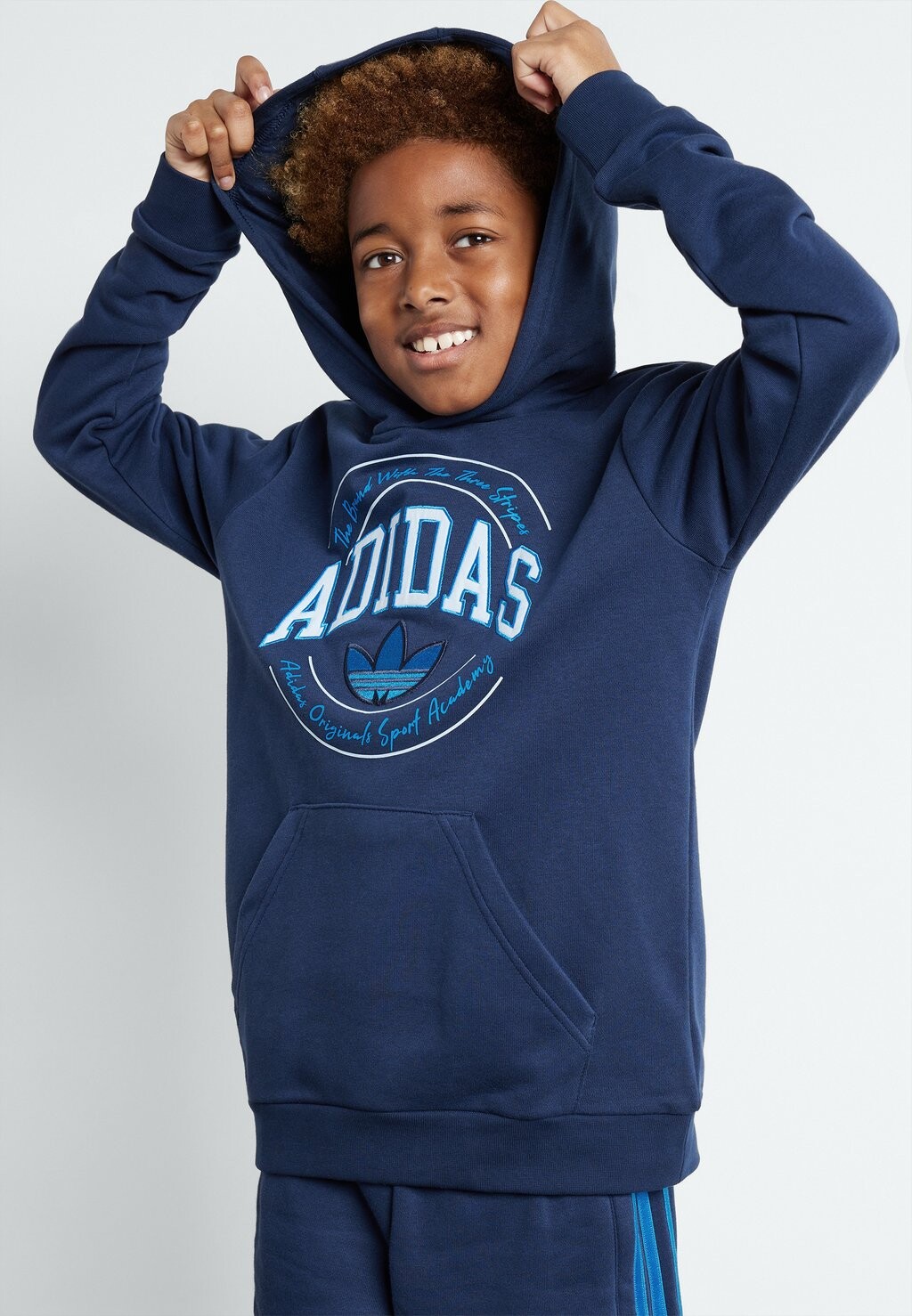 

Толстовка Hoodie Junior Unisex adidas Originals, цвет night indigo