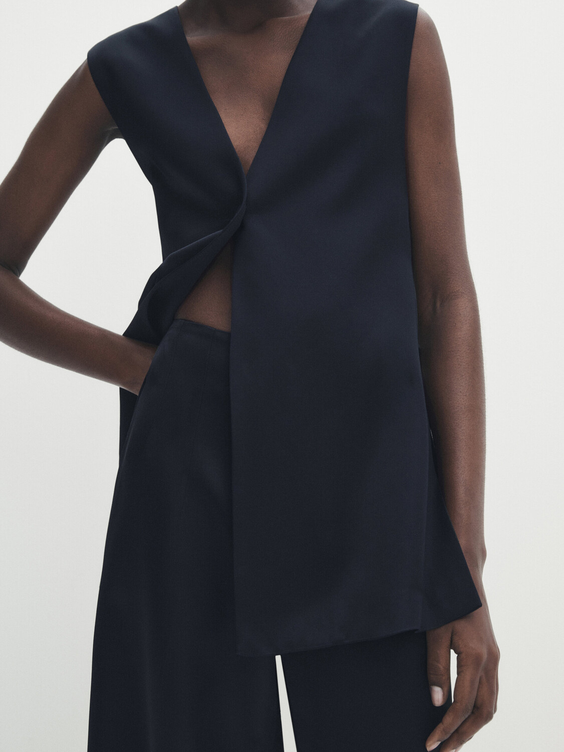 

Прямые темно-синие атласные брюки Massimo Dutti, темно-синий