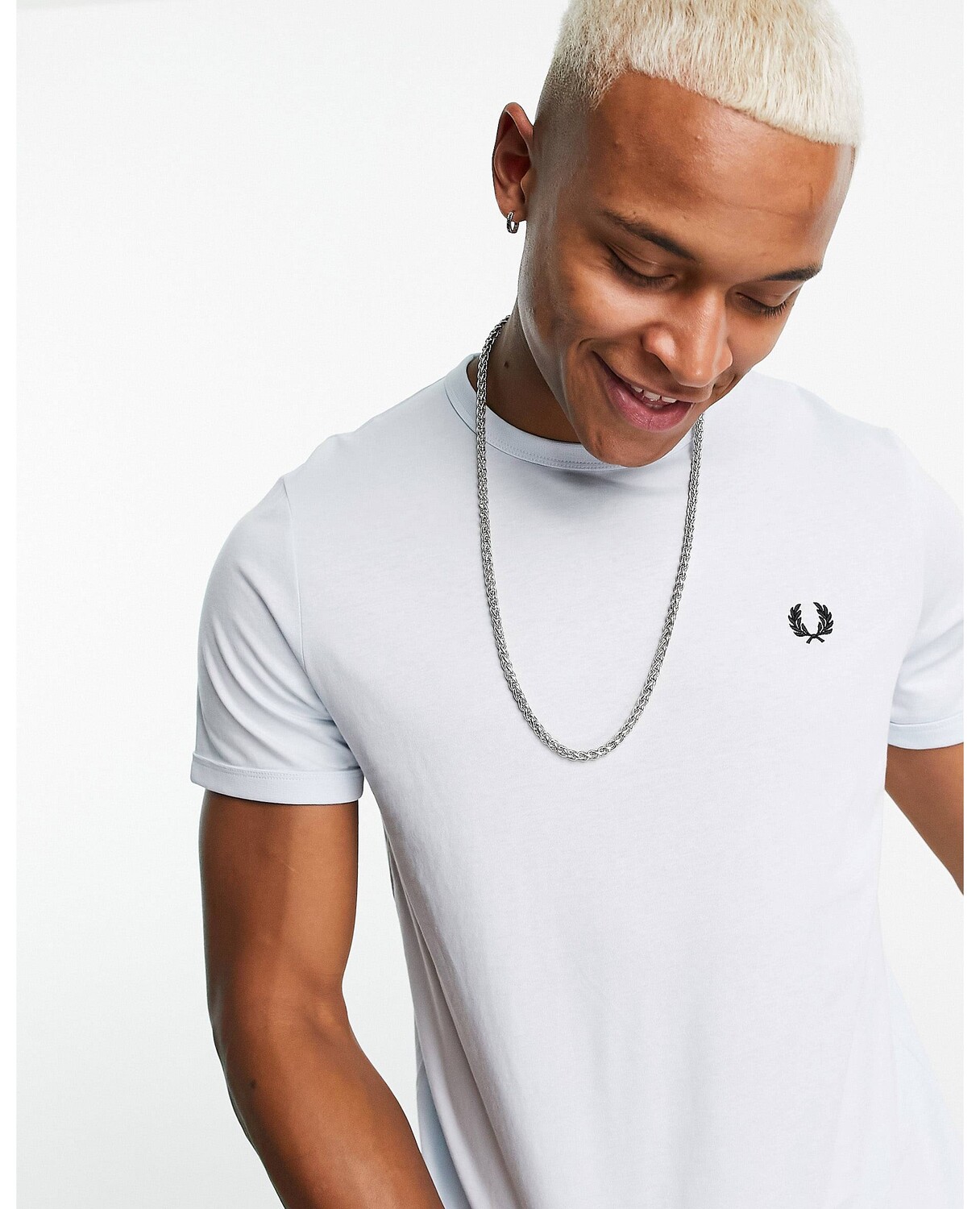 

Синяя футболка Fred Perry Ringer