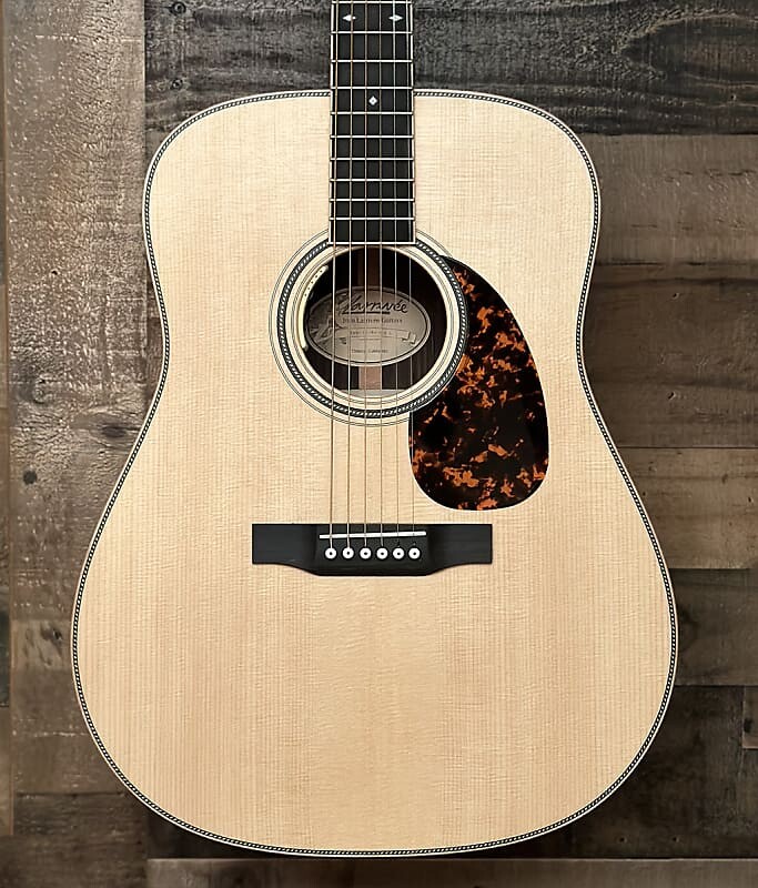 

Акустическая гитара Larrivee D-40RE Legacy Series Acoustic Guitar - L.R. Baggs Anthem Pickup - with Hardcase
