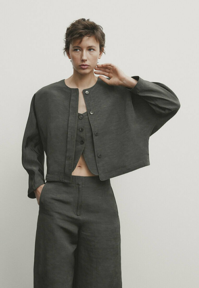 Легкая куртка With Raglan Sleeves Massimo Dutti, хаки