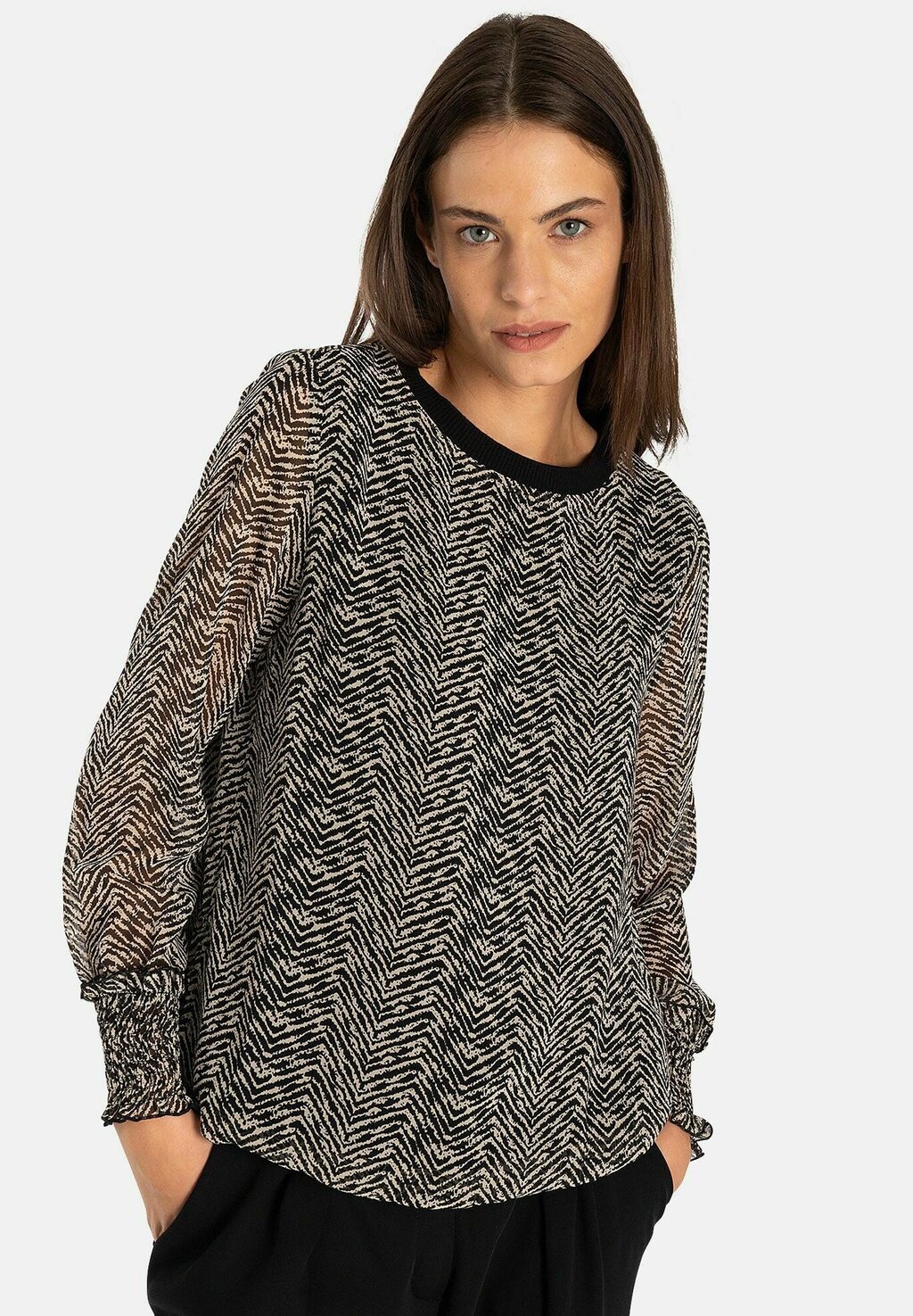 

Блузка ZICK-ZACK PRINT More & More, цвет schwarz