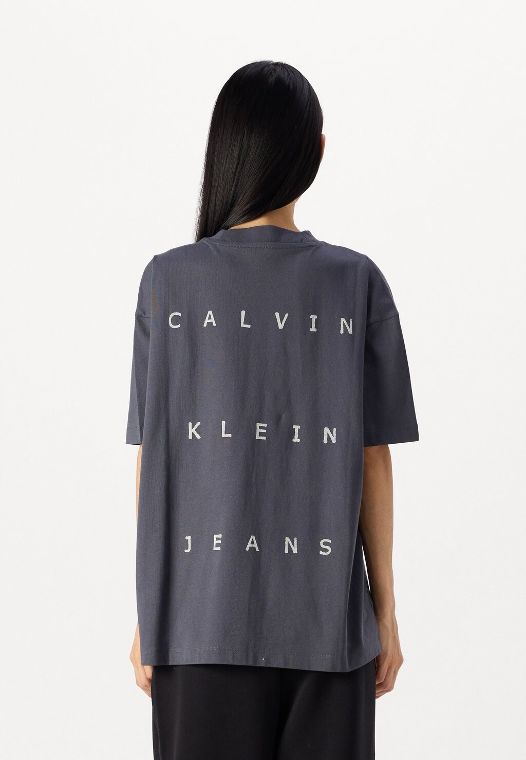 

Футболки с принтом BOYFRIEND TEE Calvin Klein, черный