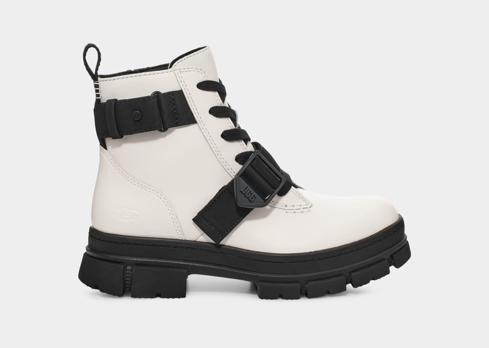 

Сапоги Ashton Lace Up UGG, белый