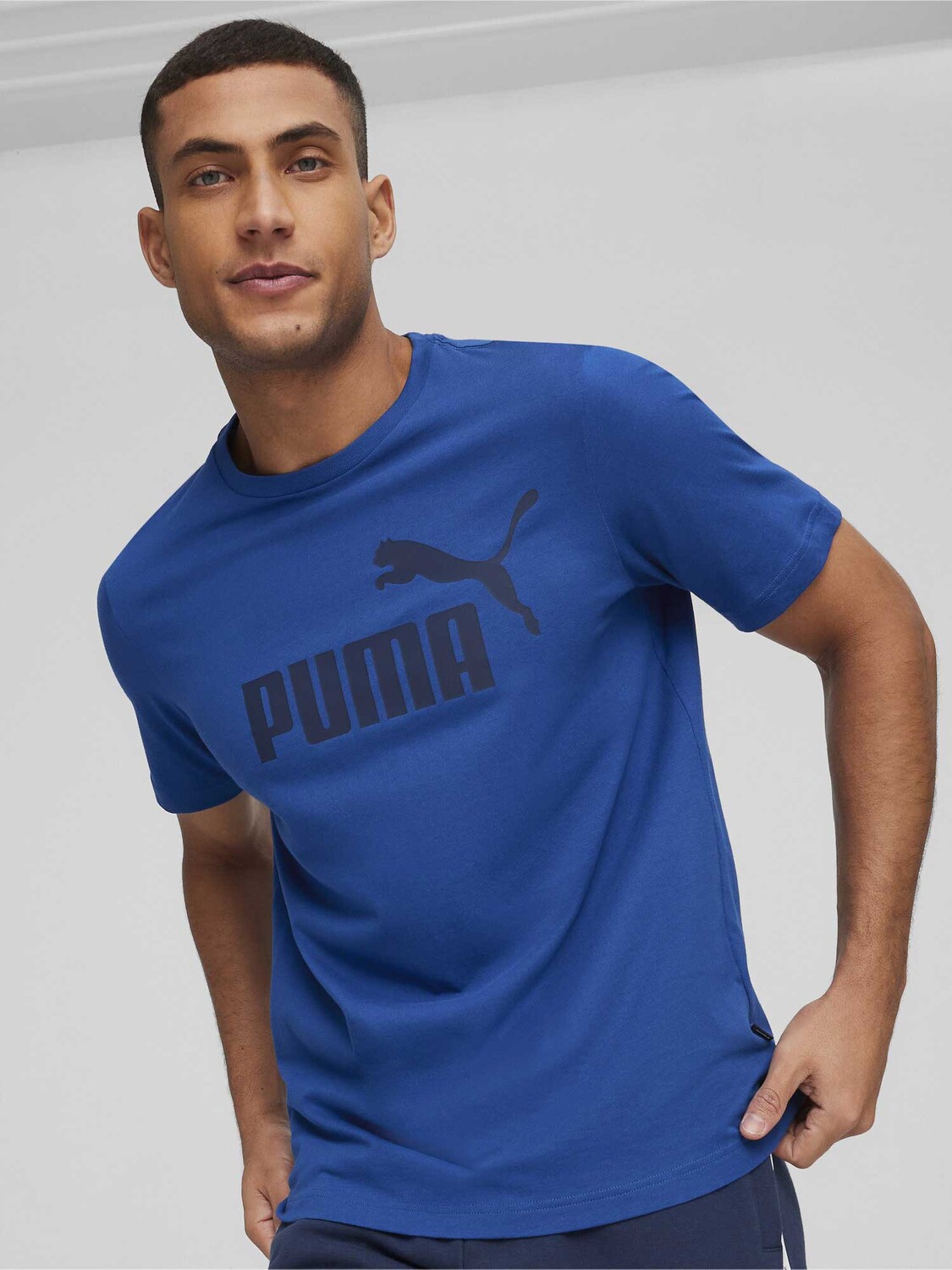 

Футболка Puma ESS Logo (s), синий