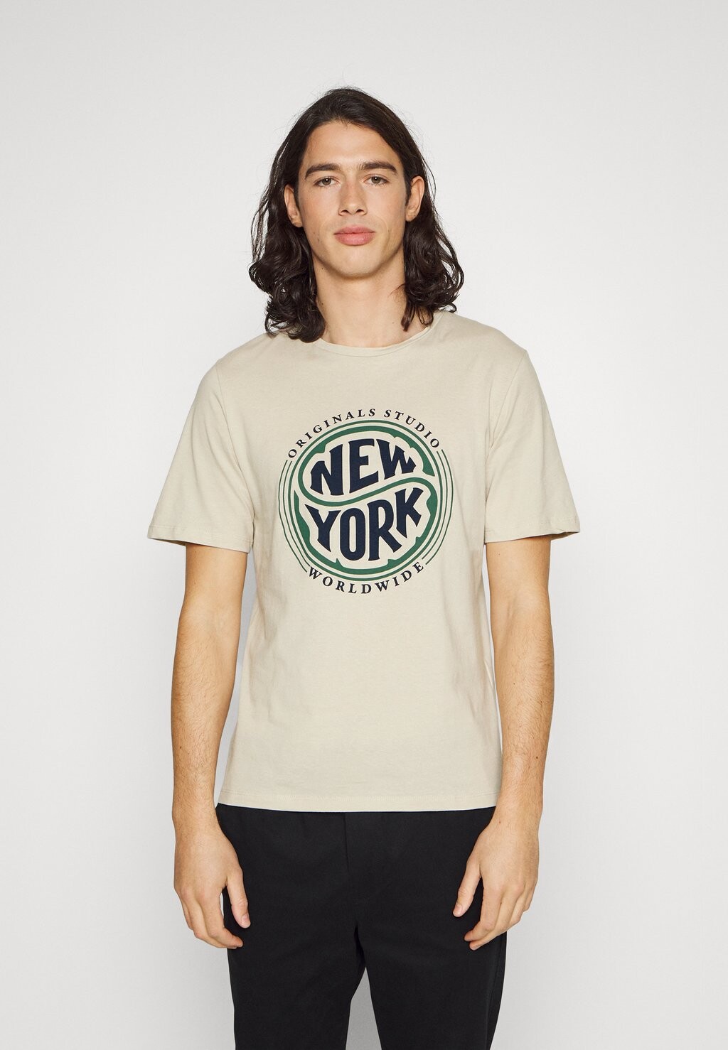 

Футболка с принтом Jack & Jones, молочный
