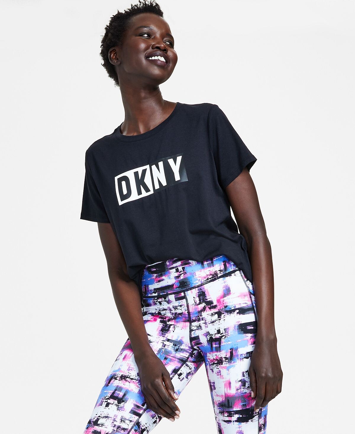 

Женская футболка с логотипом DKNY, черный