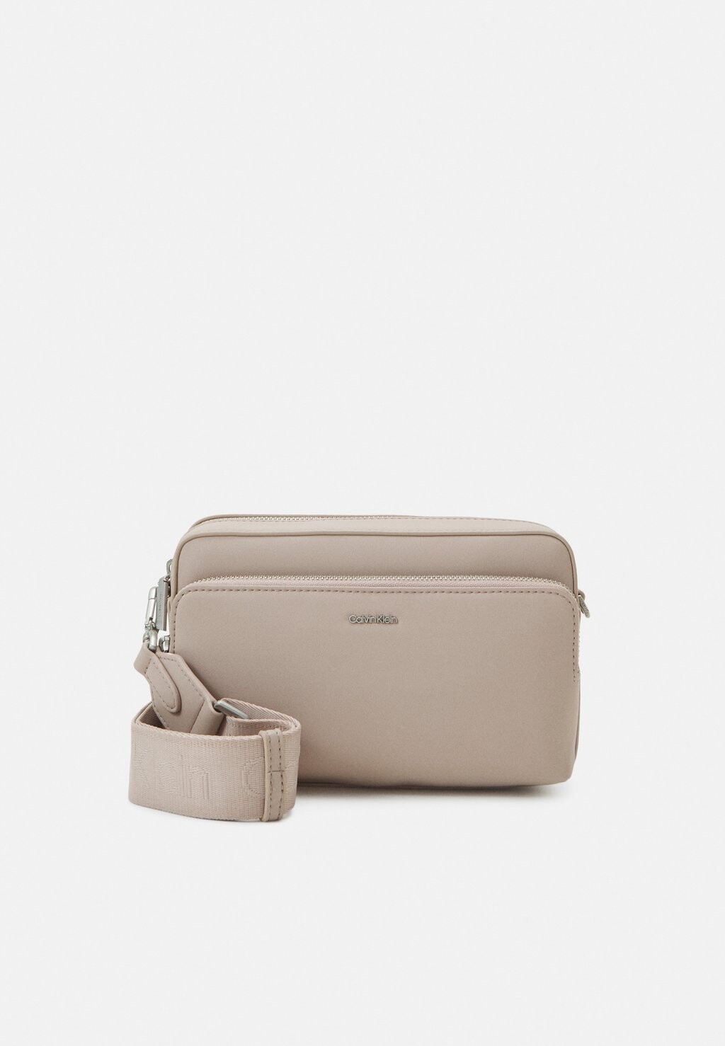 

Сумка через плечо Calvin Klein