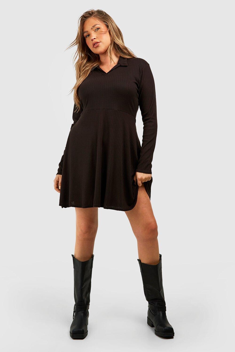 

Плюс широкое мягкое платье с плиссированной юбкой в ​​рубчик boohoo, черный