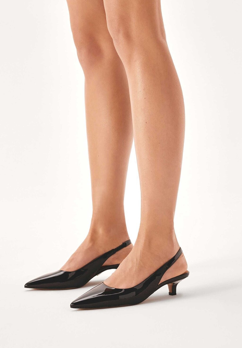

Туфли IRIA Kazar, цвет black