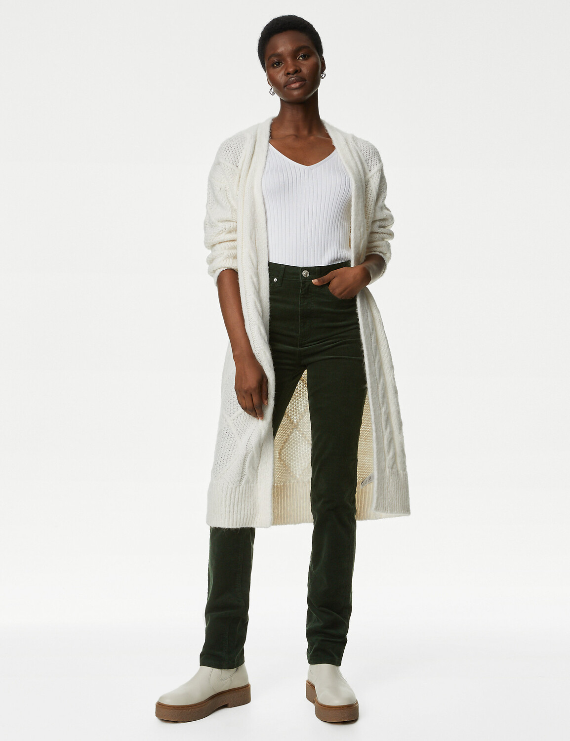 

Вельветовые брюки прямого кроя Sienna Marks & Spencer