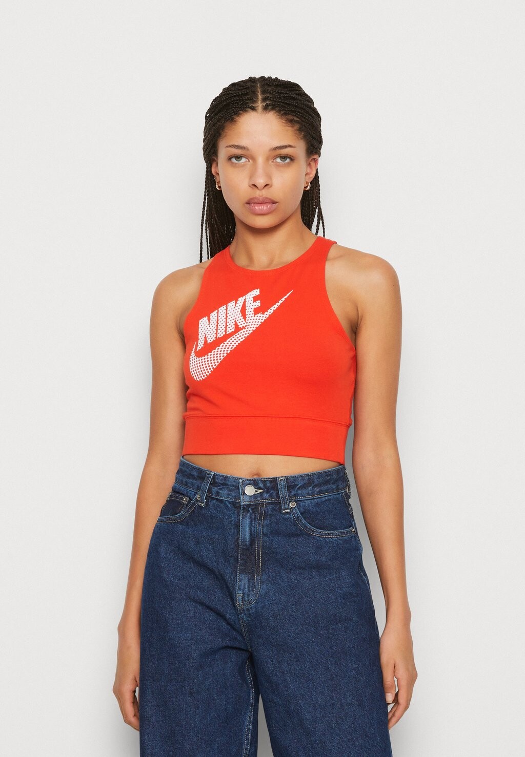 

Топ Nike