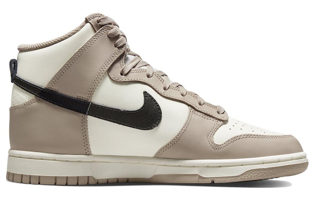 

Кроссовки женские Nike Dunk High Skate, коричневый