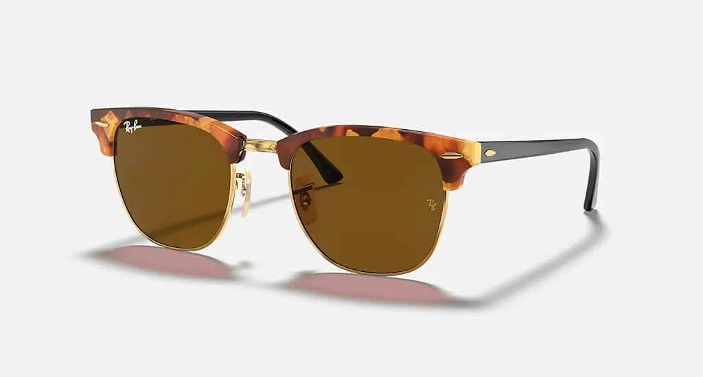 

Солнцезащитные очки Ray-Ban CLUBMASTER FLECK, коричневый