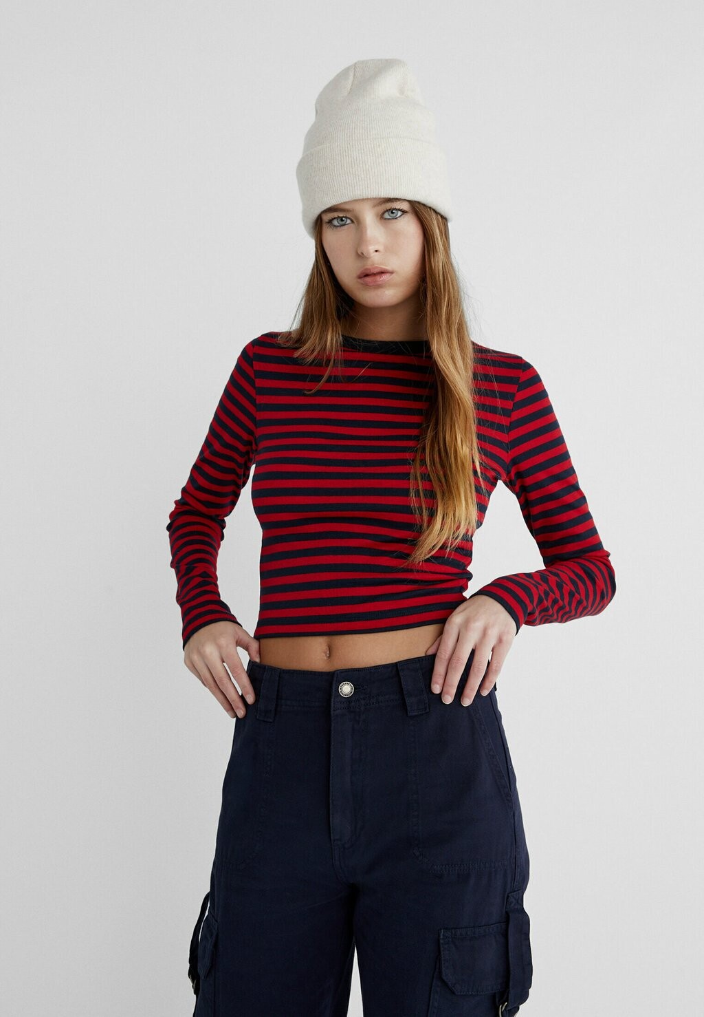 

Свитер Striped Stradivarius, красный