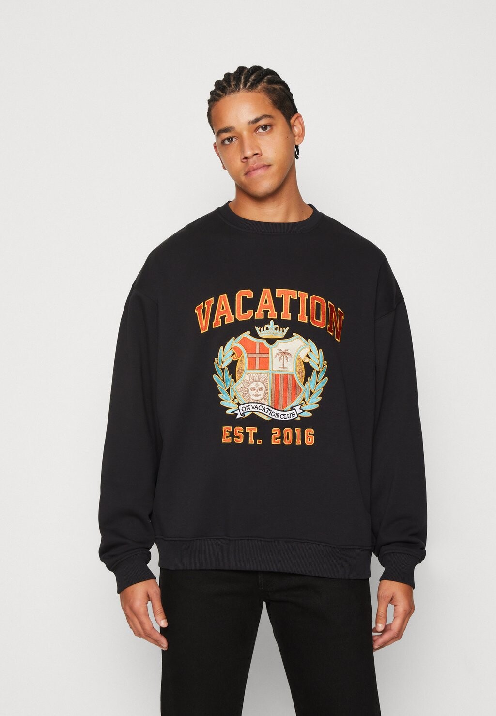 

Толстовка On Vacation, черный