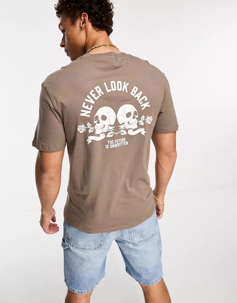 

Коричневая футболка Jack & Jones Originals с принтом черепа на спине