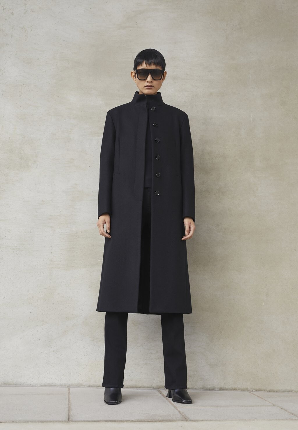 

Солнцезащитные очки Alexander McQueen