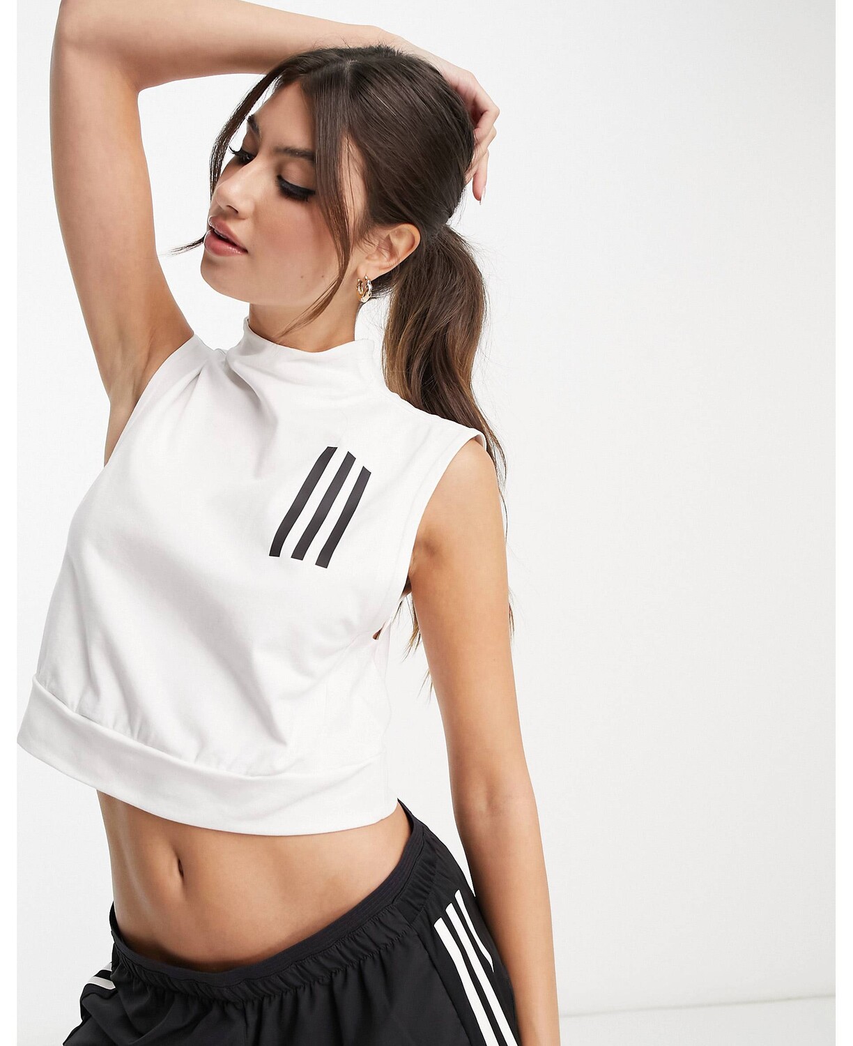 

Белый укороченный топ adidas Sportswear Mission Victory adidas performance