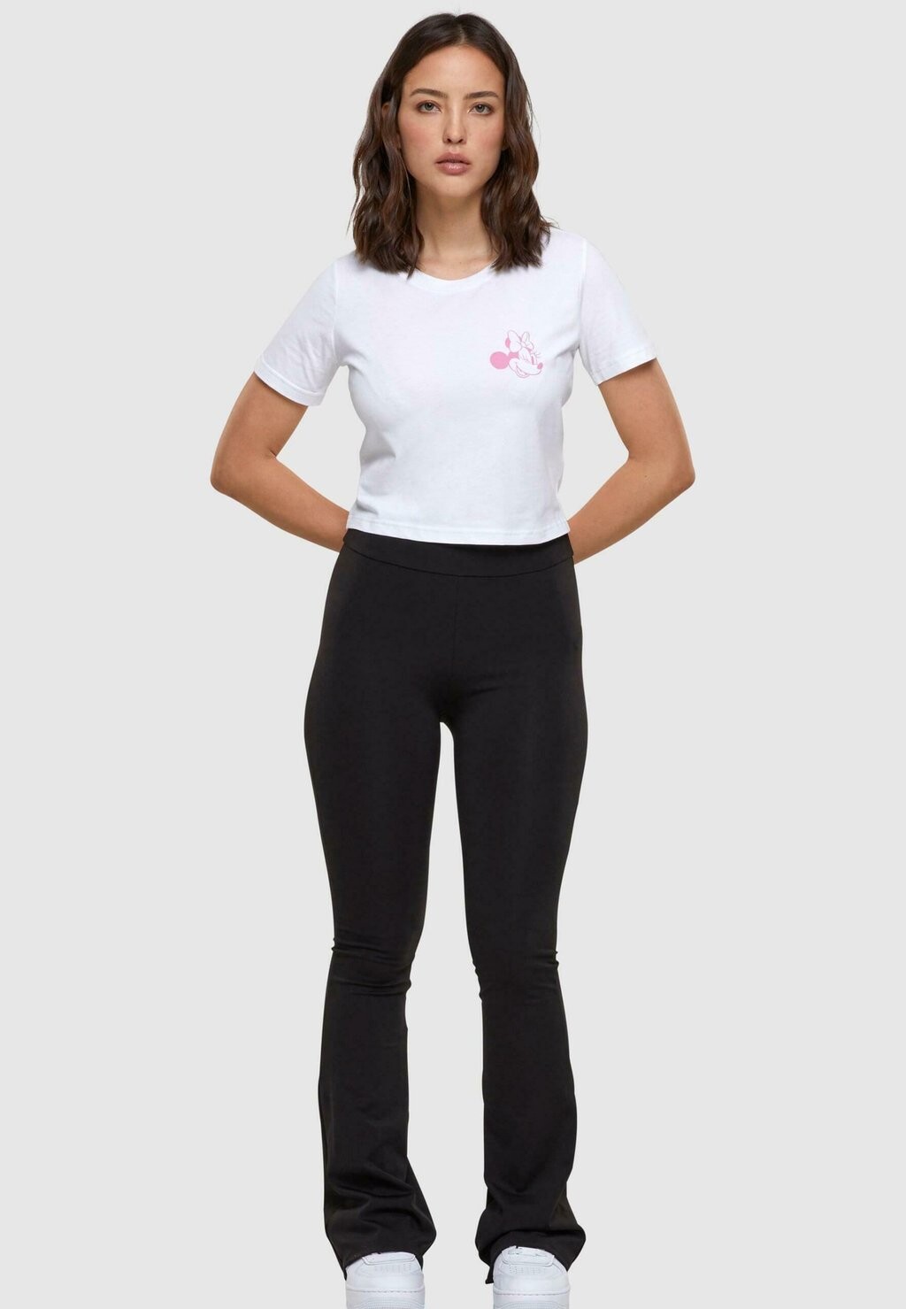 

Футболка с принтом Minnie Mouse Wink Tee Merchcode, белая