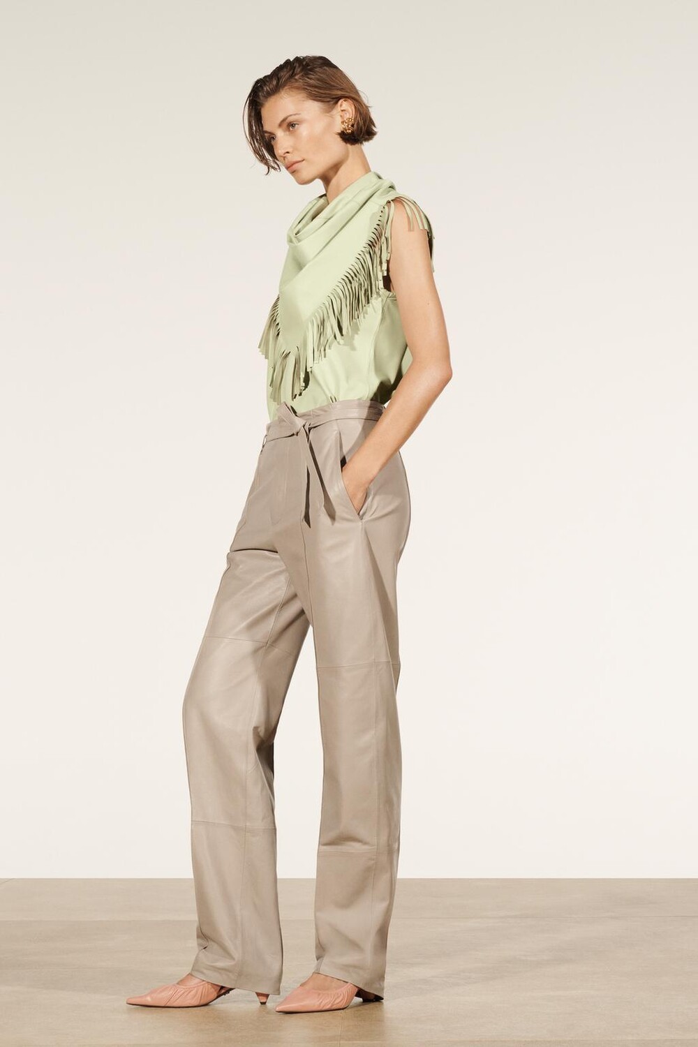 

Кожаные брюки широкие ноги ZARA, серый