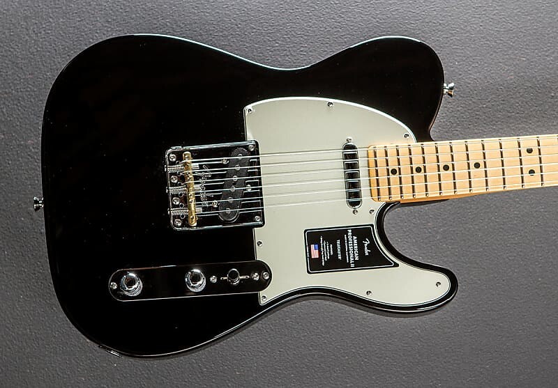 

Электрогитара Fender American Pro II Telecaster - Black w/Maple