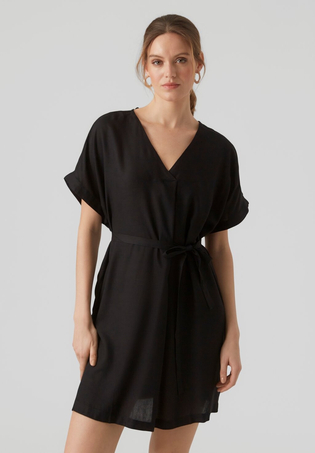 

Летнее платье Vero Moda, черный