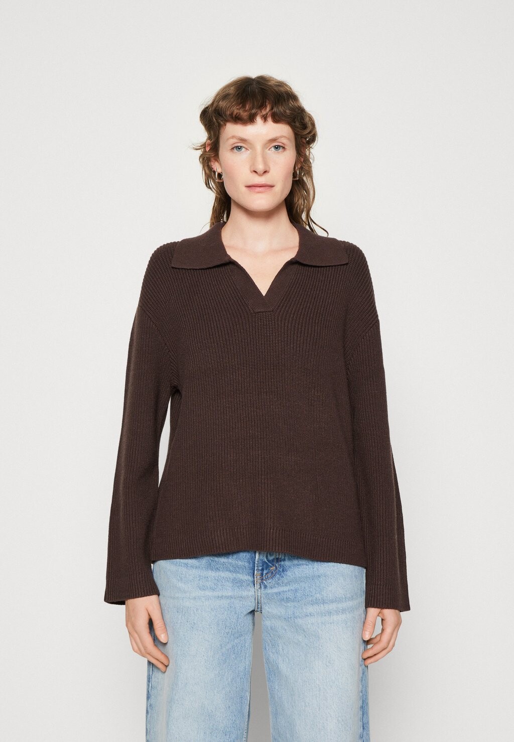 

Свитшот Selected Femme SLPHILMA LIVA POLO NECK, цвет java