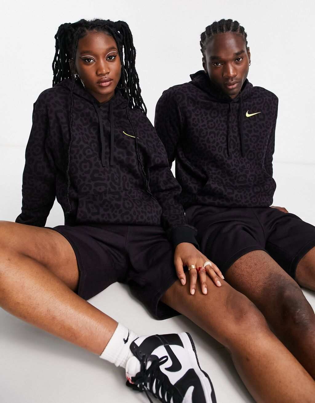 

Черная худи унисекс с принтом клуба Nike Football World Cup 2022 Brazil