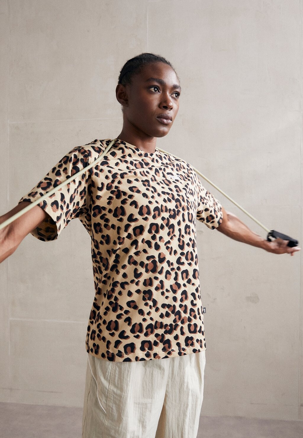 

Футболка с принтом ANIMAL RELAXED TEE Puma, цвет prairie tan