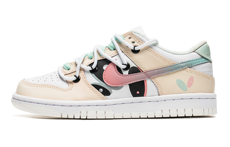 

Женские кроссовки для скейтбординга Nike Dunk