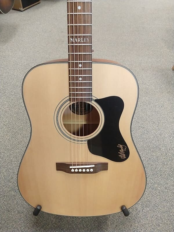

Акустическая гитара Guild A-20 Marley Acoustic Guitar with Custom Gigbag