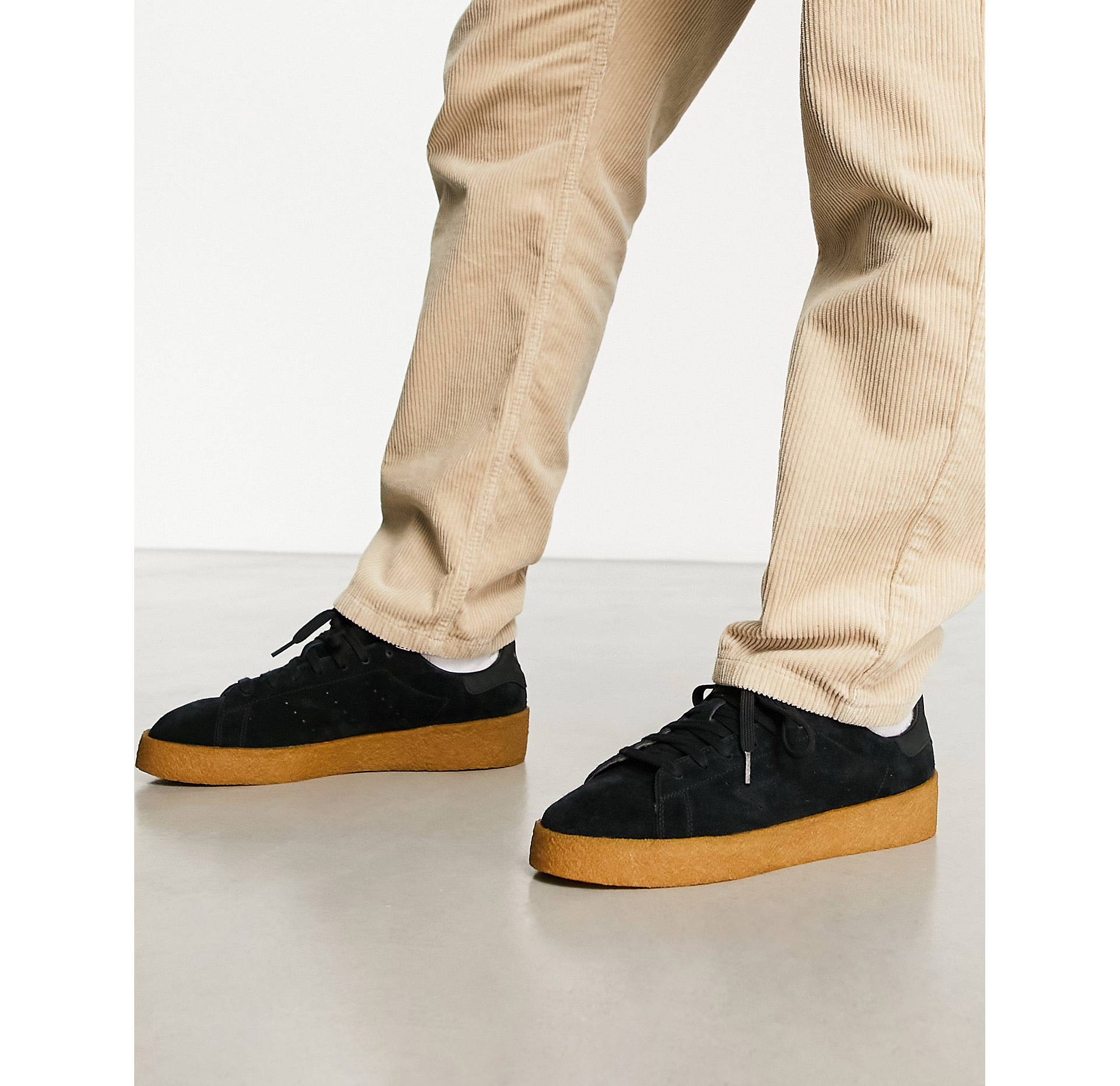 Черные кроссовки из крепа Stan Smith adidas Originals с резиновой подошвой цена и фото