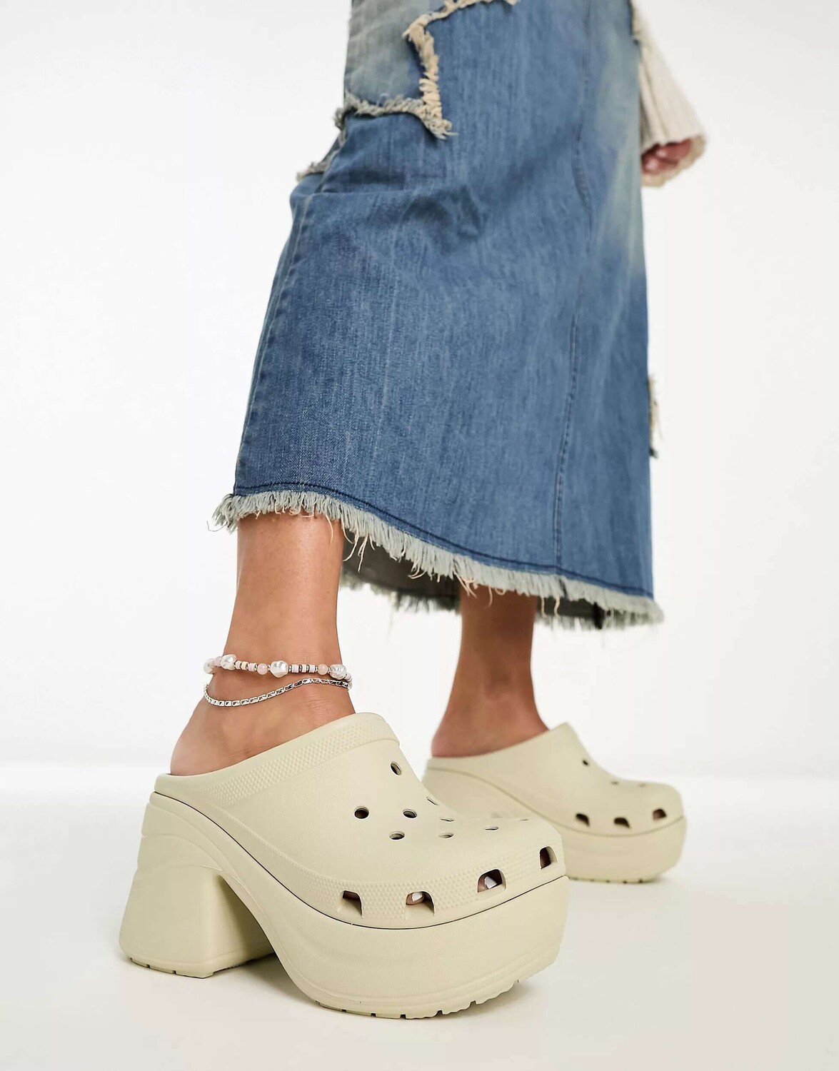

Сабо Crocs Siren в кости