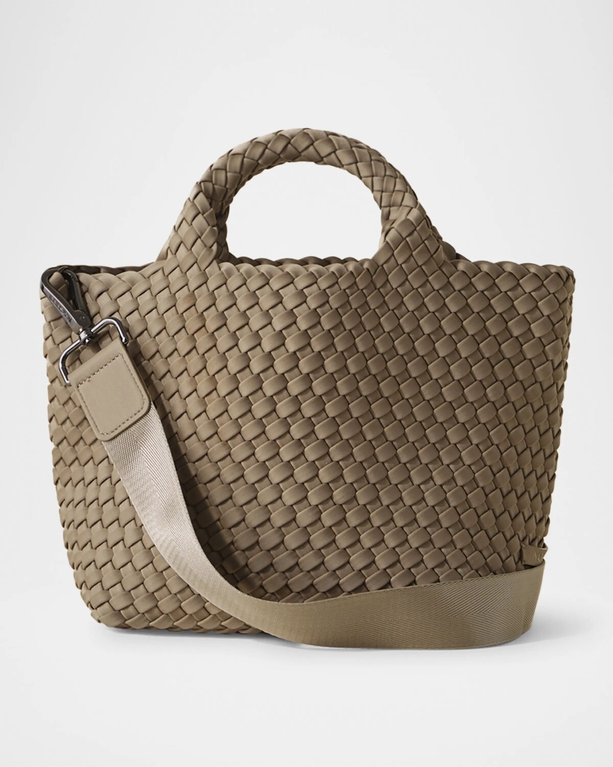 

Плетеная большая сумка St. Barths Petit Naghedi, цвет Cashmere