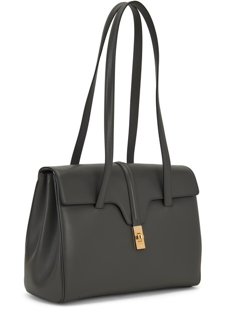 

Сумка Medium Soft 16 из гладкой телячьей кожи Celine