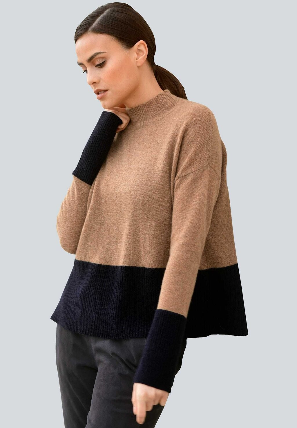 

Джемпер Alba Moda