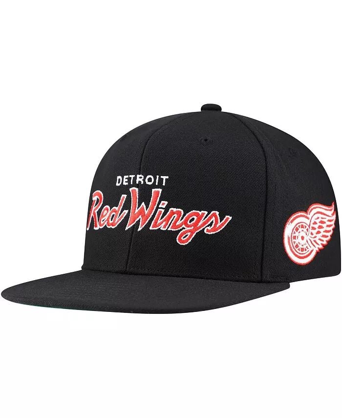 

Мужская черная кепка Snapback Detroit Red Wings Core Team Script 2.0 Mitchell & Ness, черный