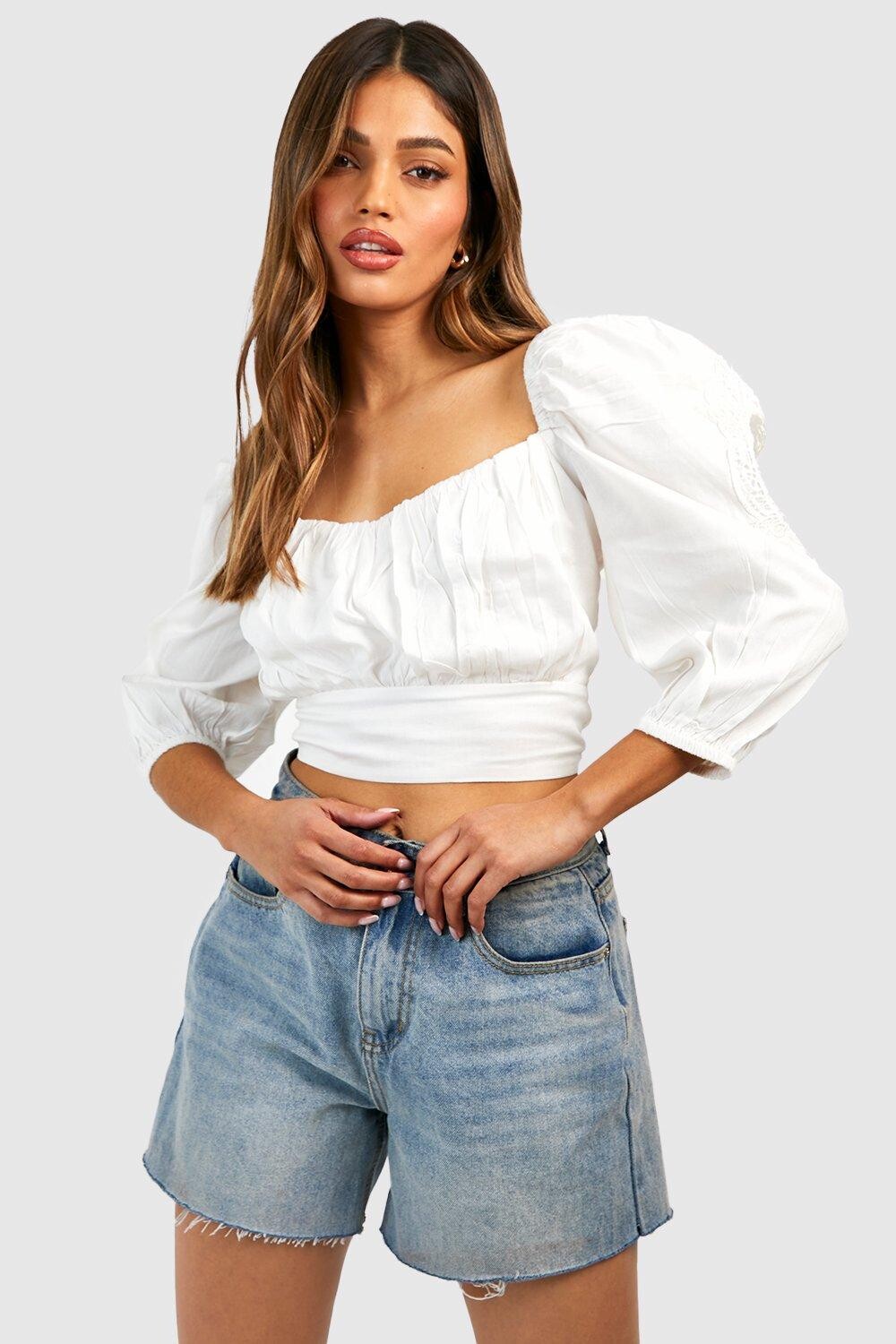 

Укороченный топ с вышивкой Boohoo, экру