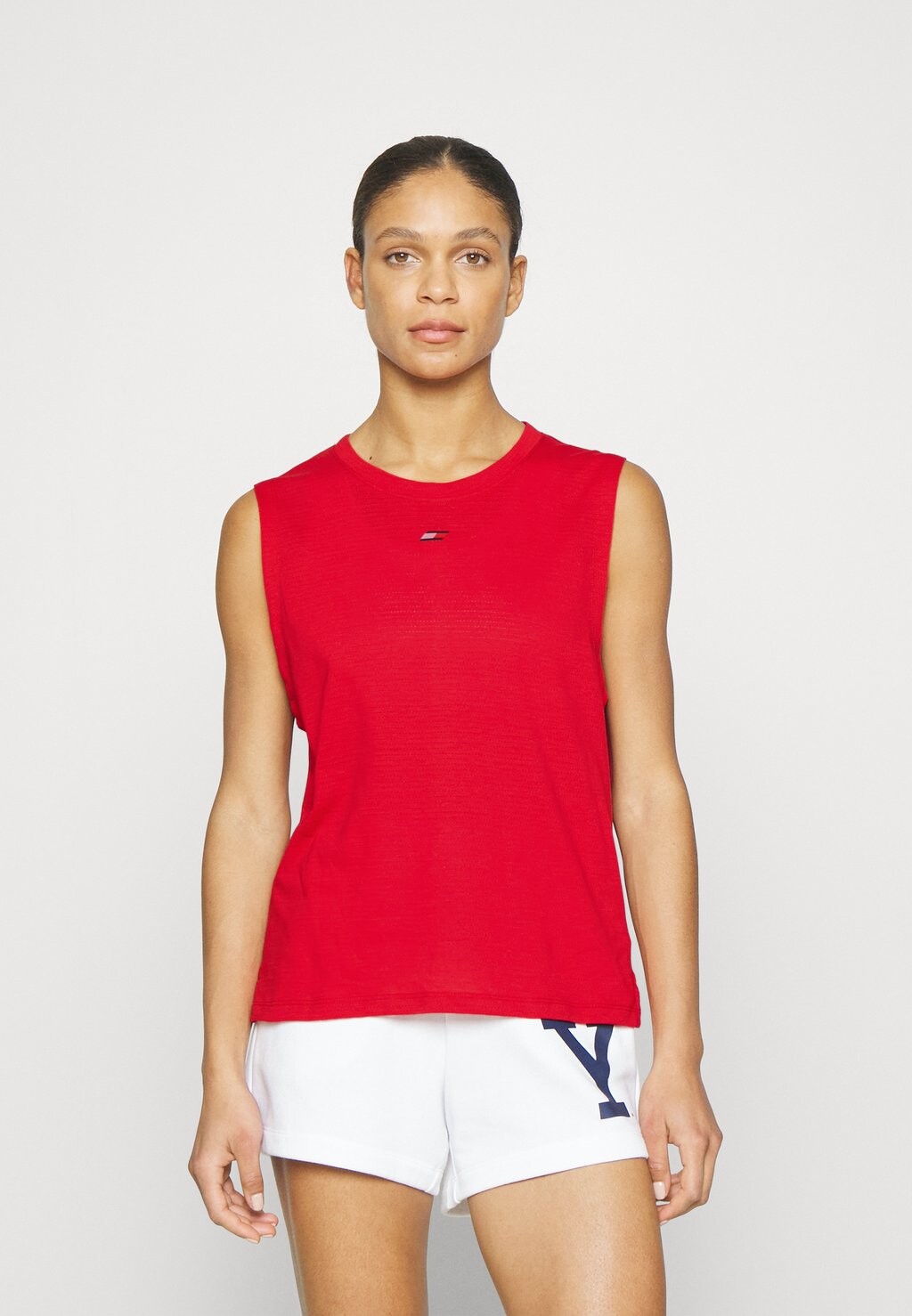 

Топ Tommy Hilfiger