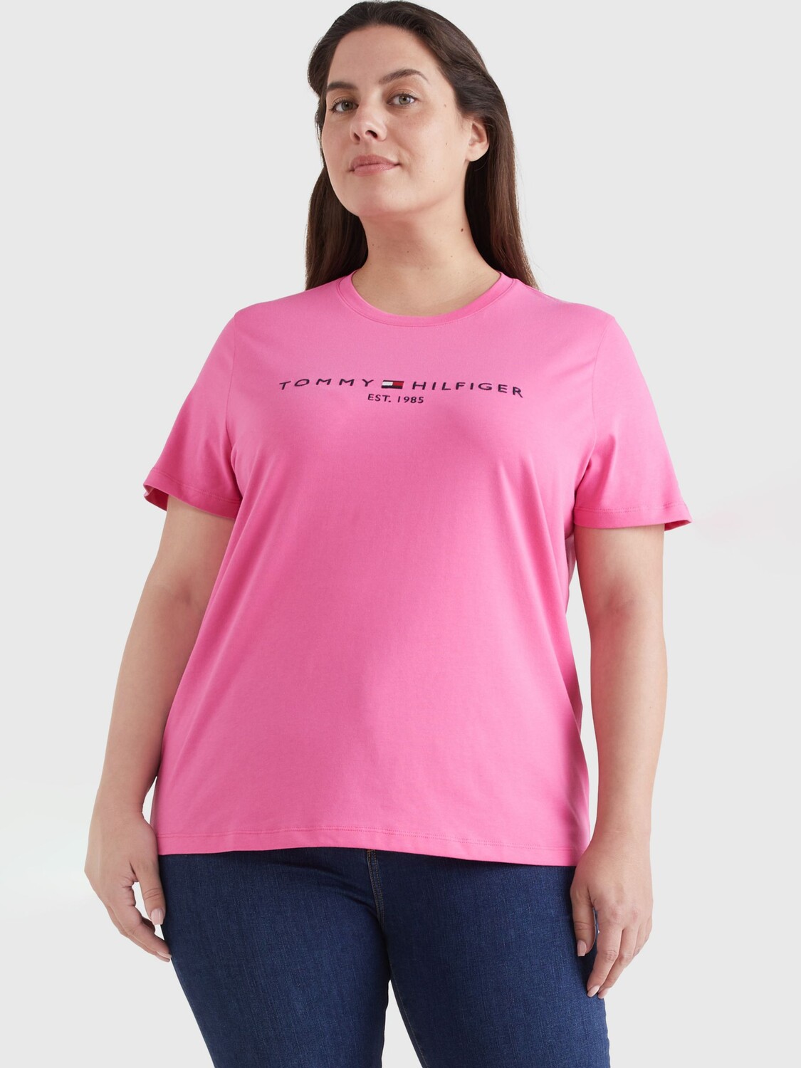 

Футболка Tommy Hilfiger Curve Logo из органического хлопка, сияющий розовый