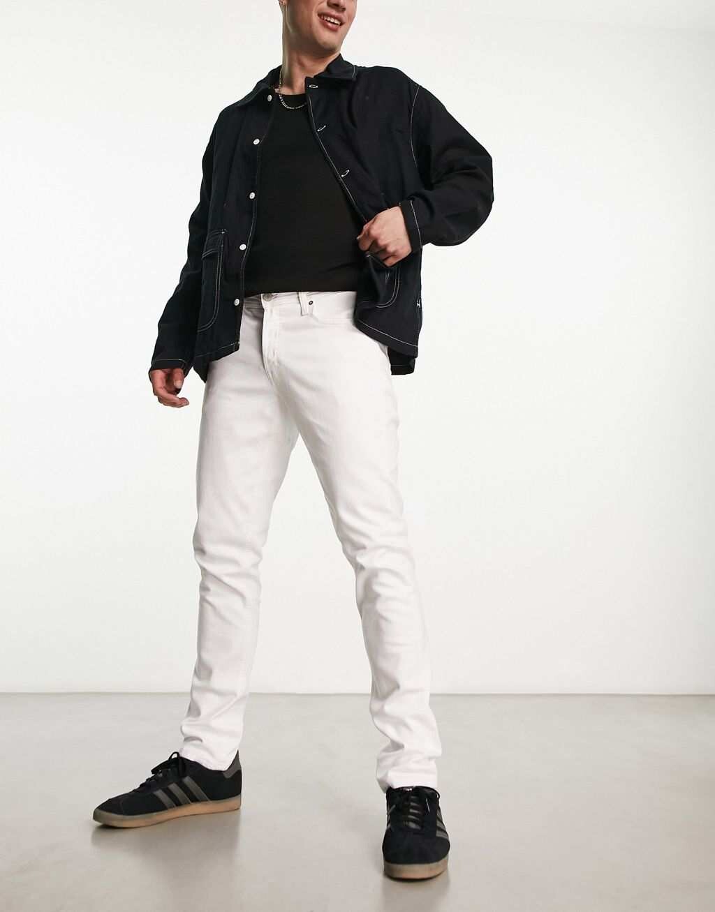 

Белые джинсы скинни Jack & Jones Intelligence Liam