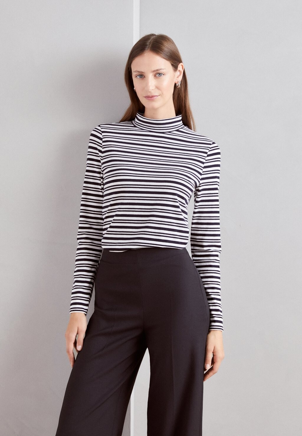 

Блузка с длинными рукавами Marks & Spencer, темно-синий
