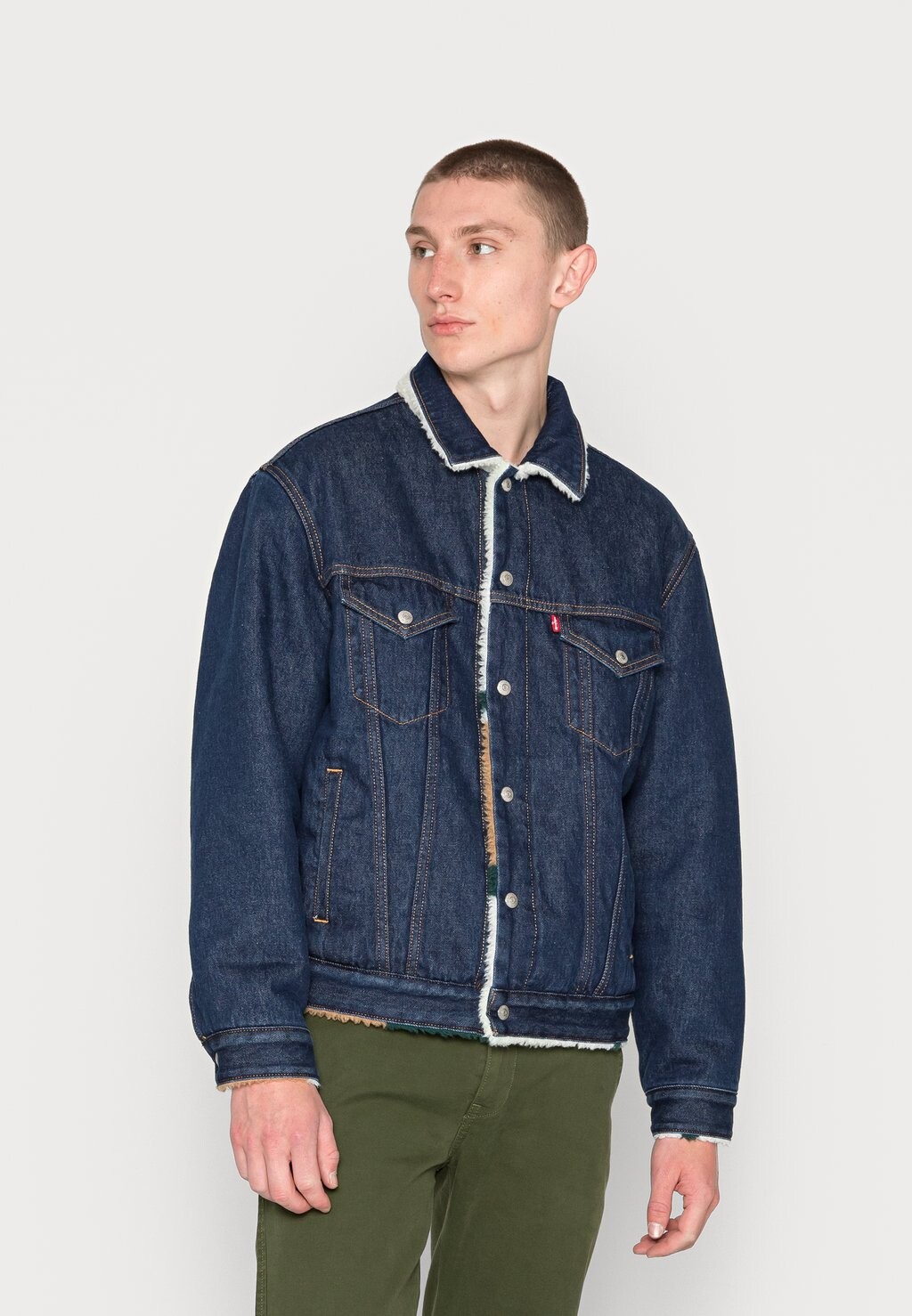 

Джинсовая куртка Levi's