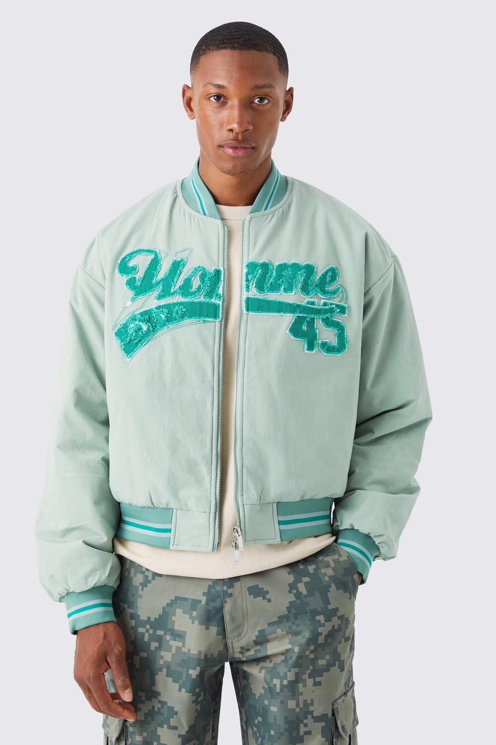 

Универсальная куртка boxy homme из стирного нейлона Boohoo, мятный, Зеленый
