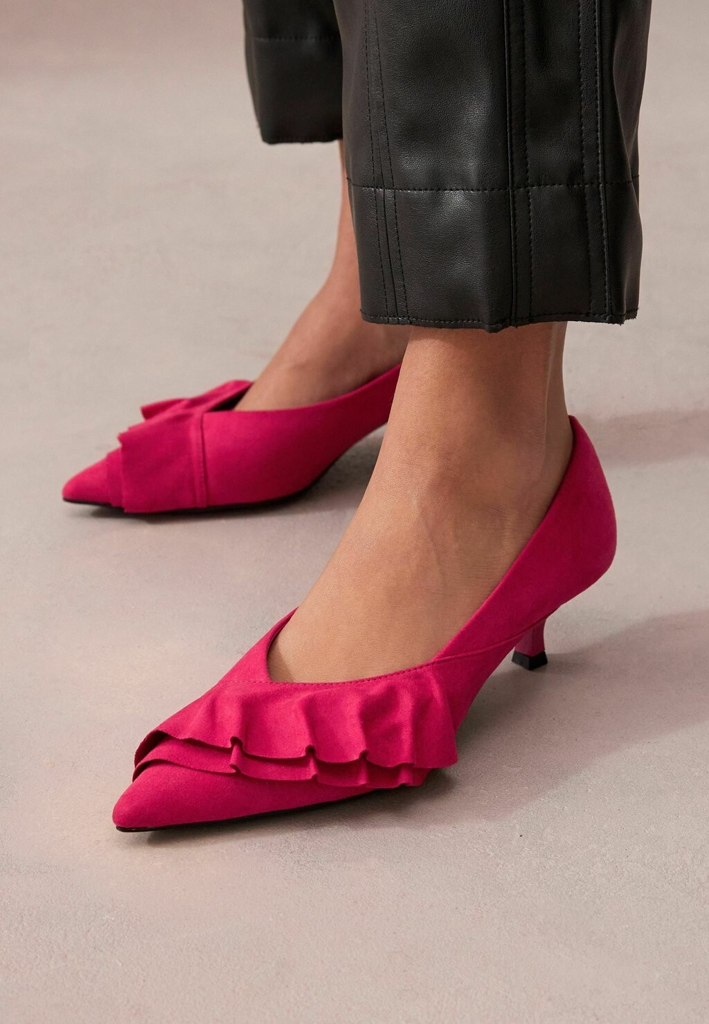 

Туфли Ruffle Court Next, розовый