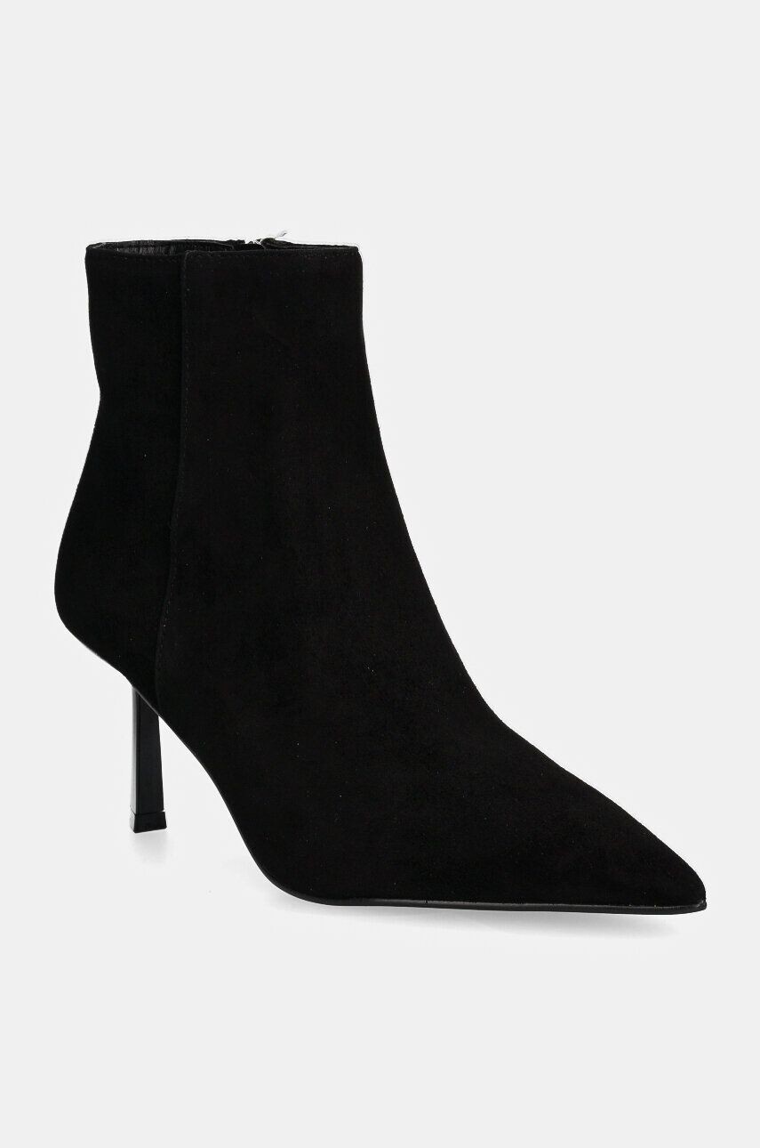 

Ботильоны Steve Madden Sabine до щиколотки, черный