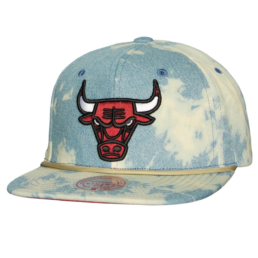 

Бейсболка Mitchell & Ness Chicago Bulls, деним