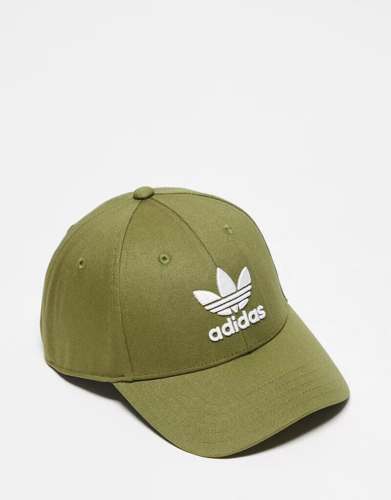 

Оливково-зеленая кепка adidas Originals