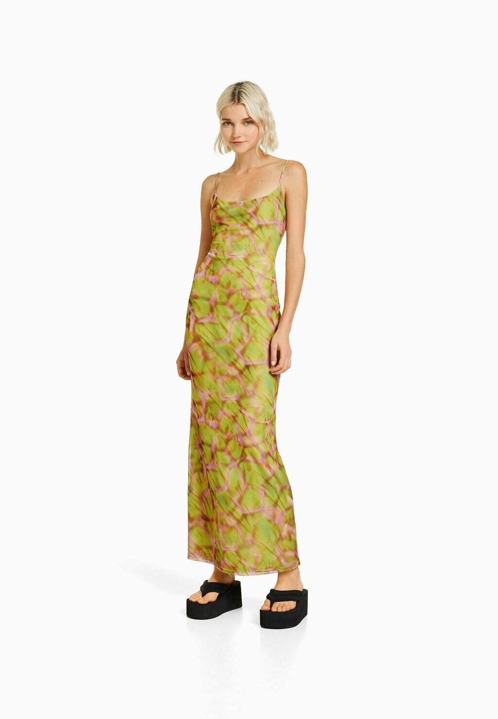 

Длинное платье Bershka, зеленый
